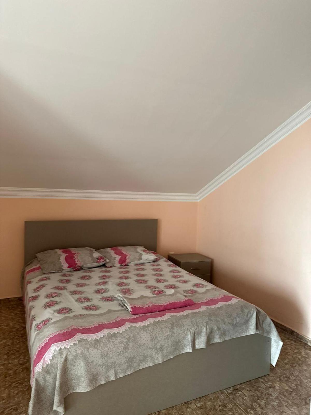 Affittacamere Shamil House Makhinjauri Esterno foto