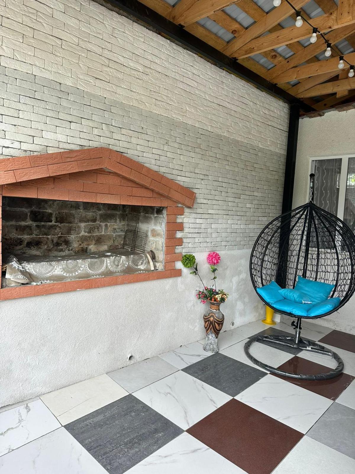 Affittacamere Shamil House Makhinjauri Esterno foto