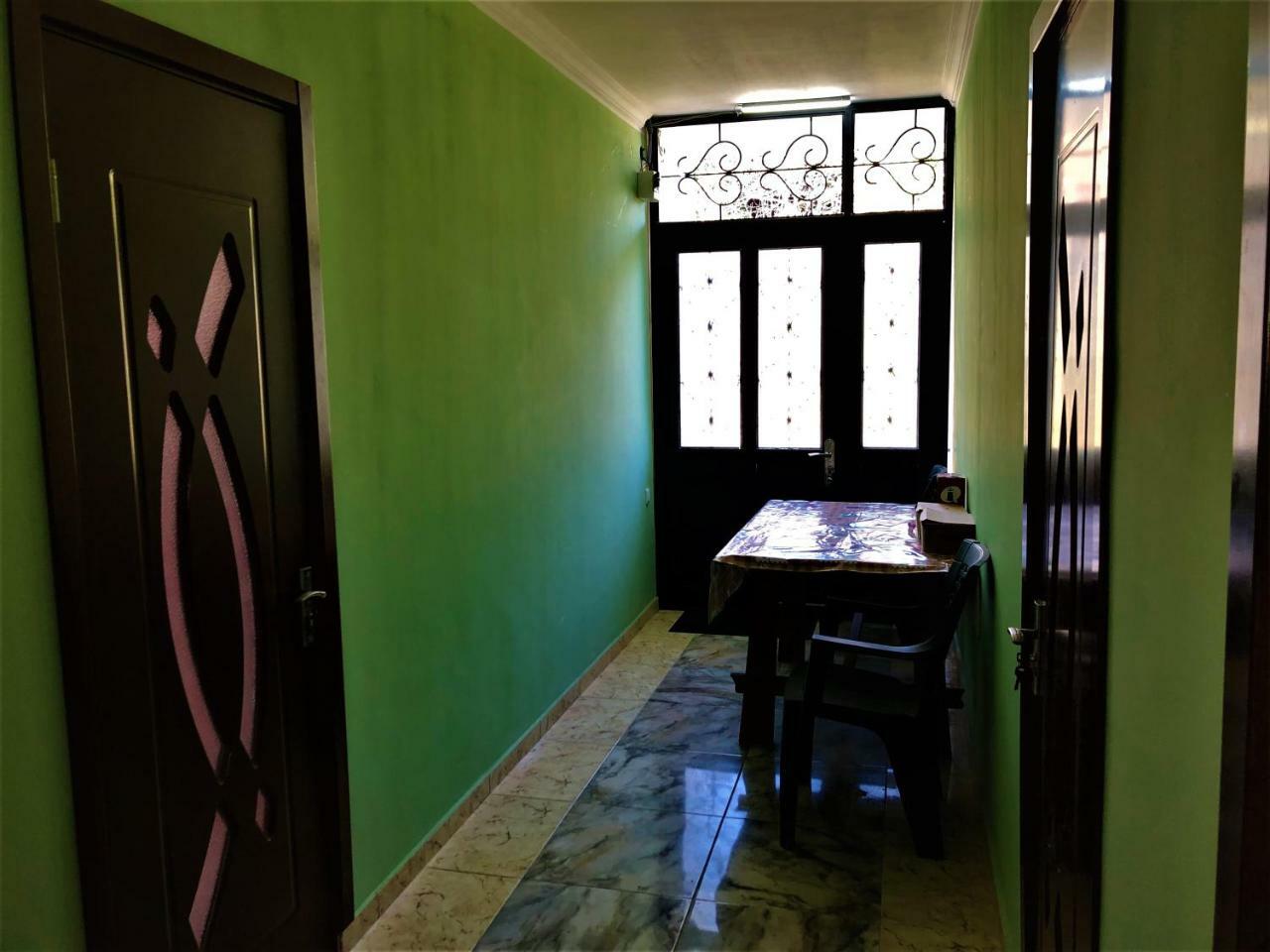 Affittacamere Shamil House Makhinjauri Esterno foto