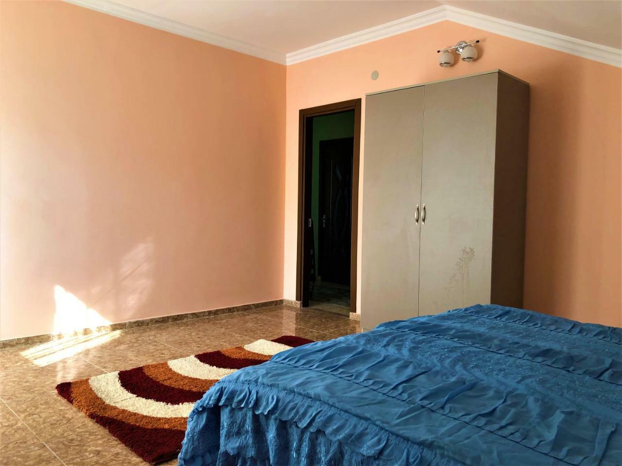 Affittacamere Shamil House Makhinjauri Esterno foto
